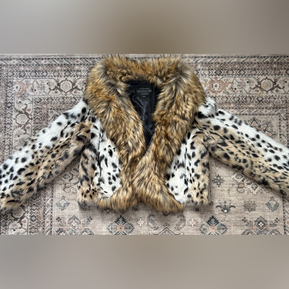 Donna Salyers Fabulous-Furs Faux Fur Animal Print Jacket - Size Medium - Picture 2 of 11